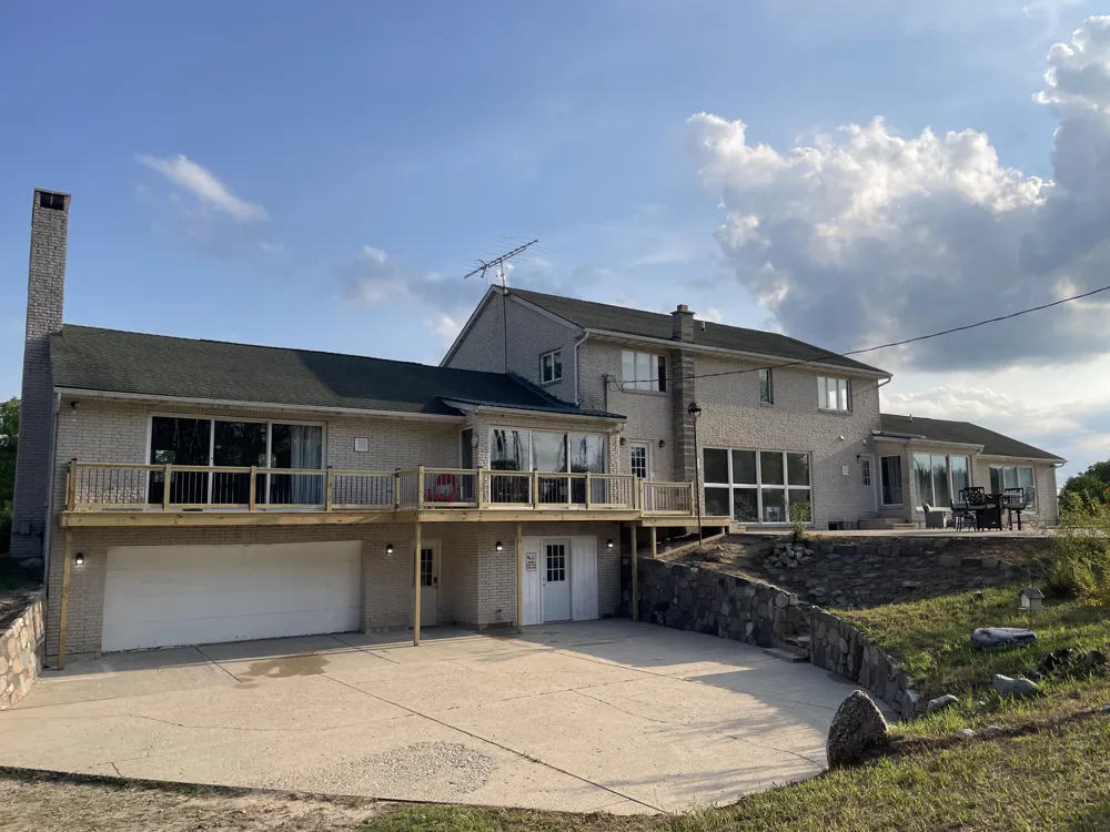 4500 W Howard City-Edmore Belvidere Township, MI 48886