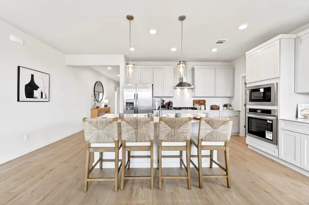 2815 Bridgepoint Street Heartland, TX 75114