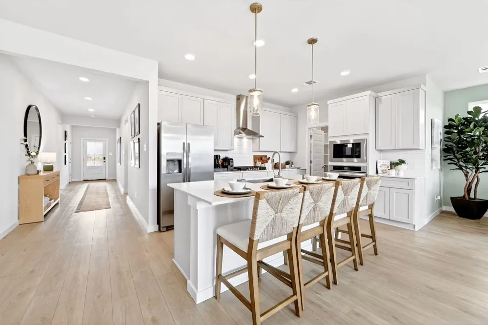 2815 Bridgepoint Street Heartland, TX 75114