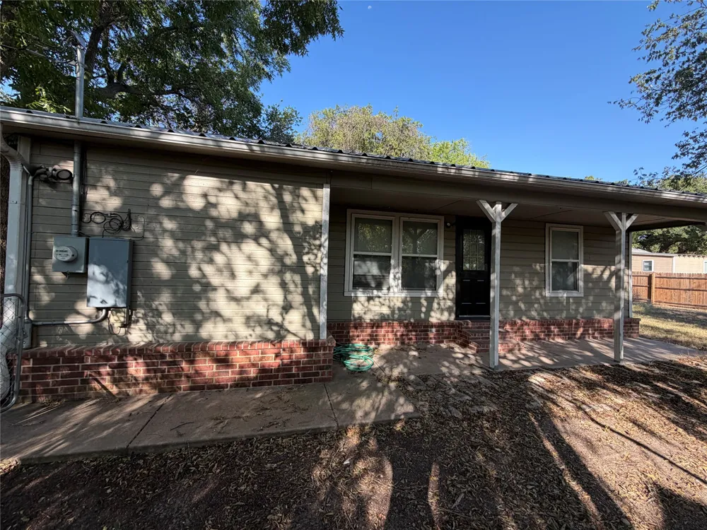 979 W Pecan Street Stephenville, TX 76401