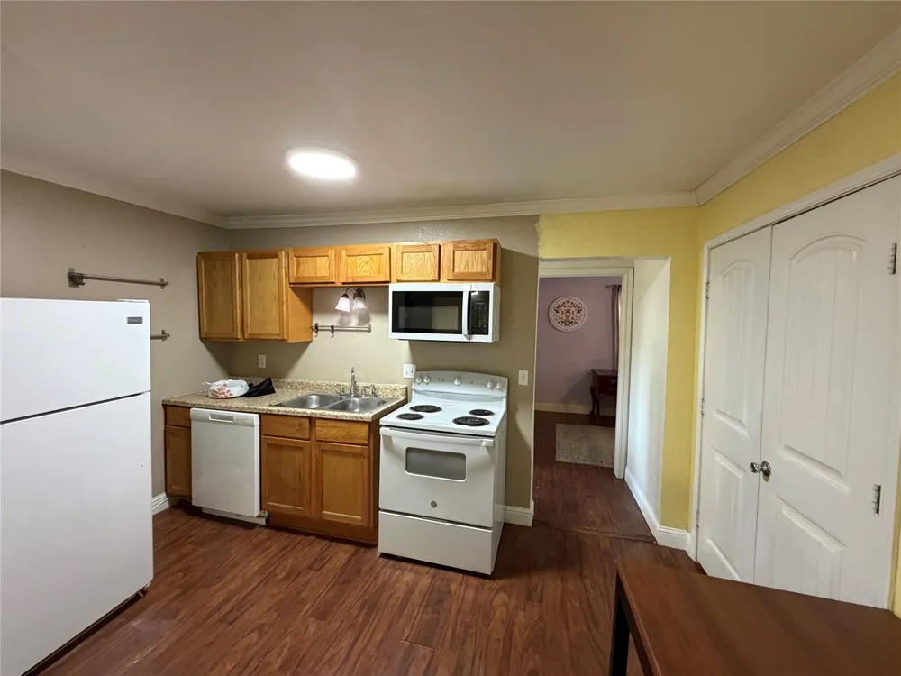 979 W Pecan Street Stephenville, TX 76401