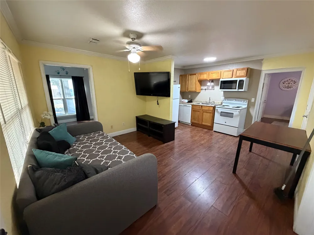 979 W Pecan Street Stephenville, TX 76401