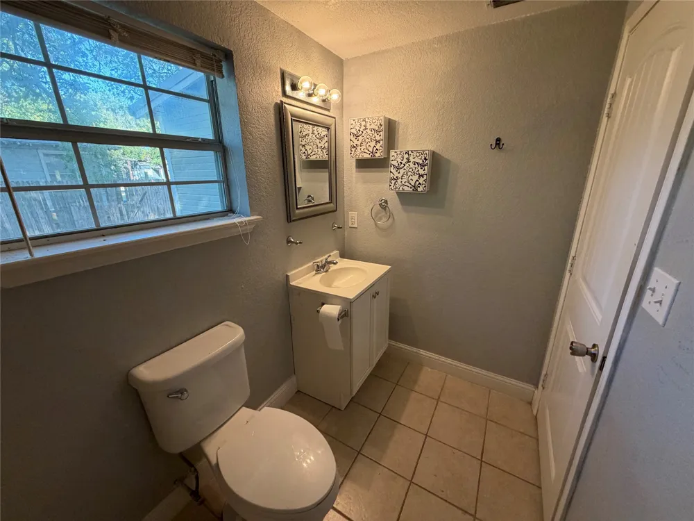 979 W Pecan Street Stephenville, TX 76401