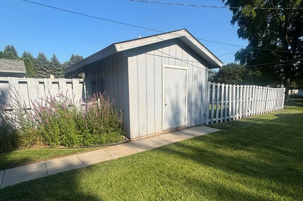1117 Madison Avenue Sturgis, MI 49091