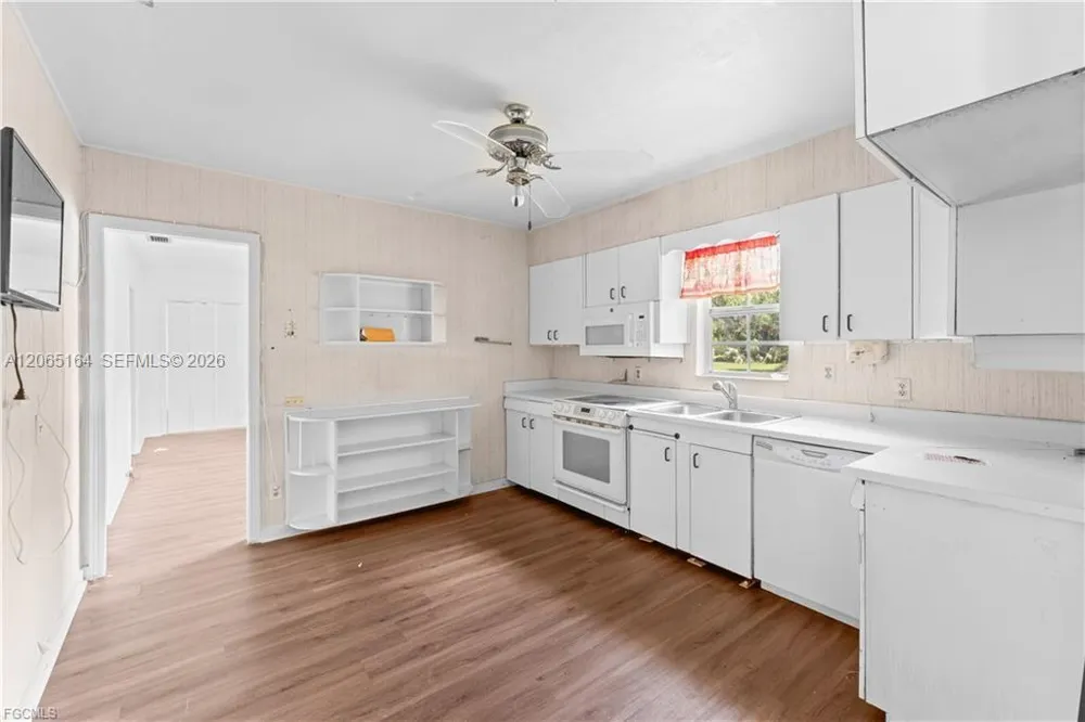 260 FraserAve La Belle, FL 33935