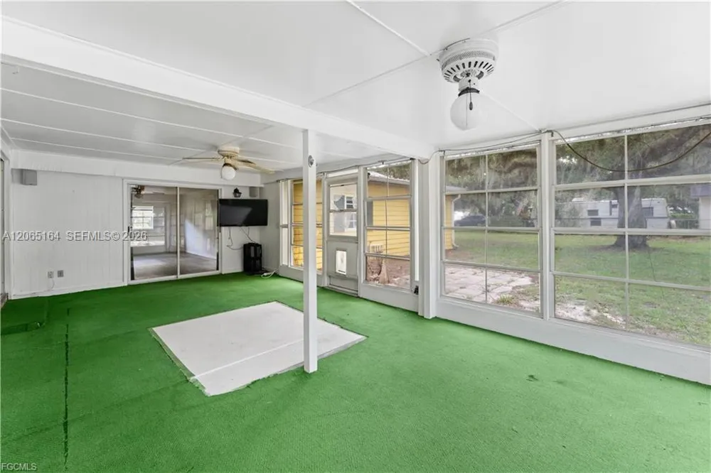 260 FraserAve La Belle, FL 33935
