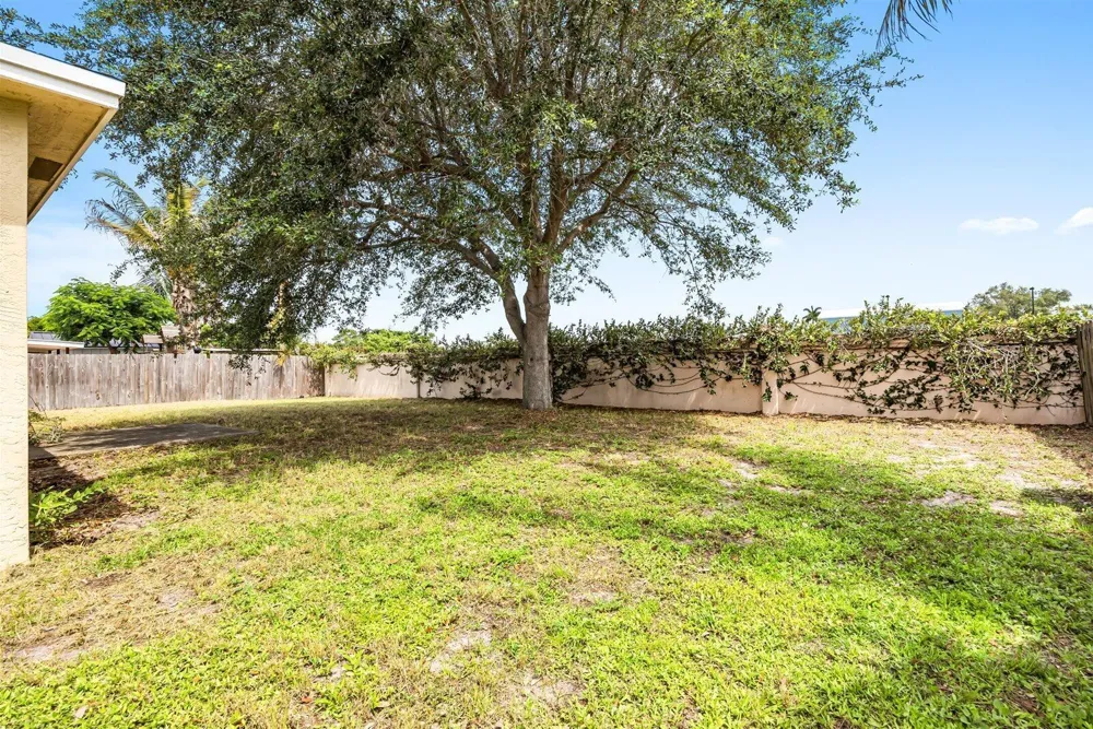 913 SE FORREST PARK DRIVE Stuart, FL 34994