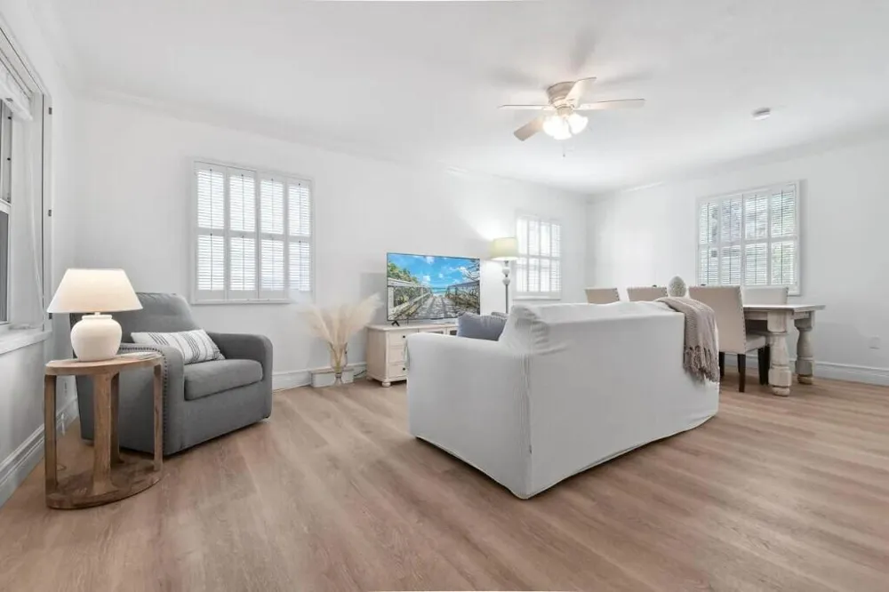 941 Ocean Drive Juno Beach, FL 33408
