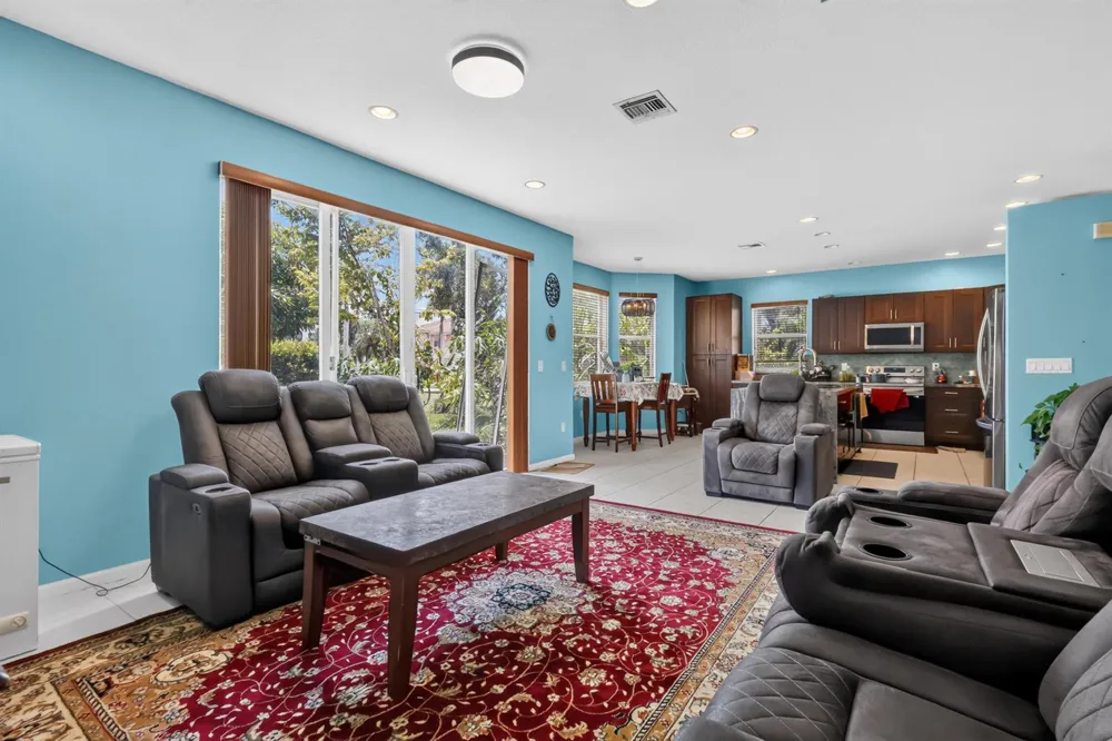 9080 Dupont Place Wellington, FL 33414