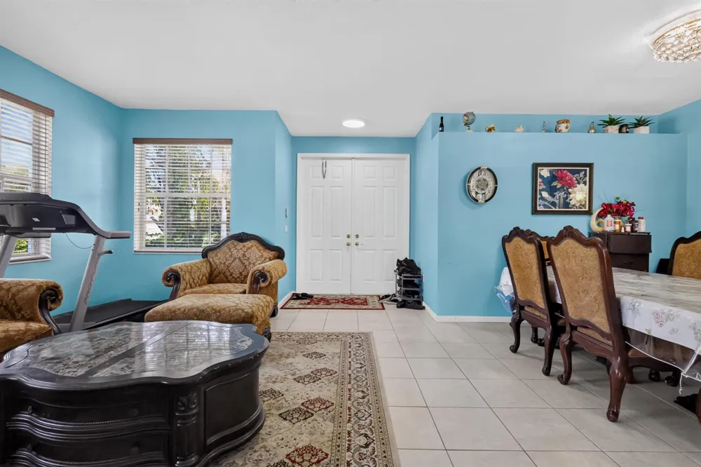 9080 Dupont Place Wellington, FL 33414
