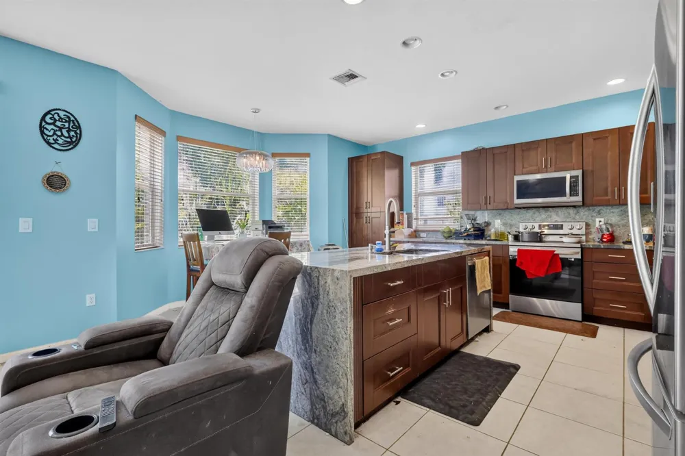 9080 Dupont Place Wellington, FL 33414