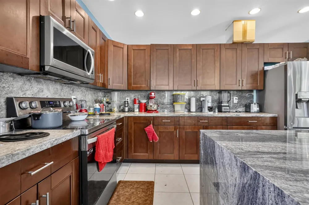 9080 Dupont Place Wellington, FL 33414