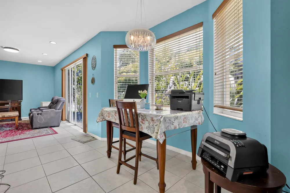 9080 Dupont Place Wellington, FL 33414