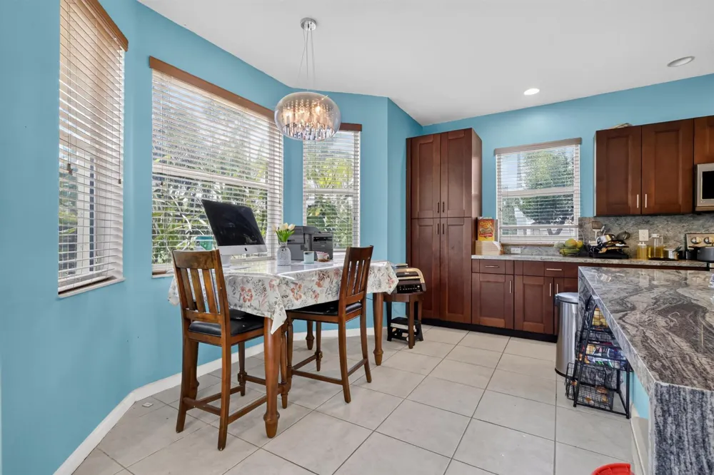 9080 Dupont Place Wellington, FL 33414