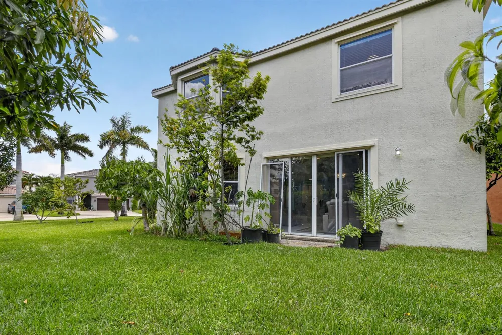9080 Dupont Place Wellington, FL 33414
