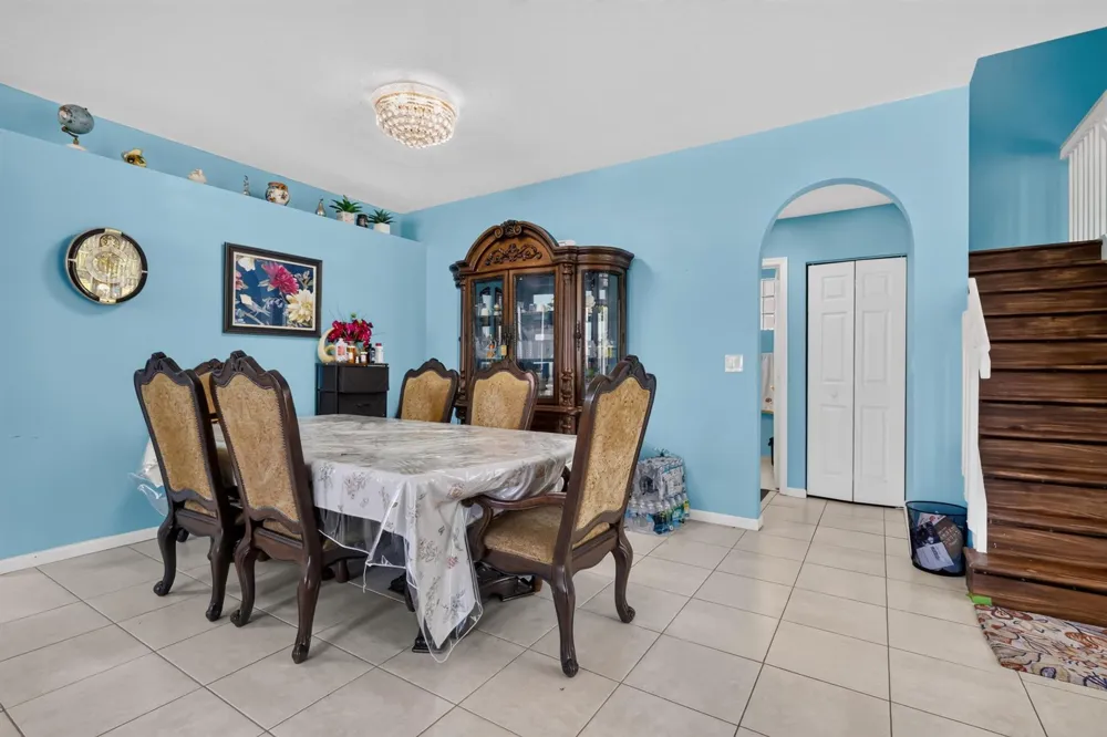 9080 Dupont Place Wellington, FL 33414