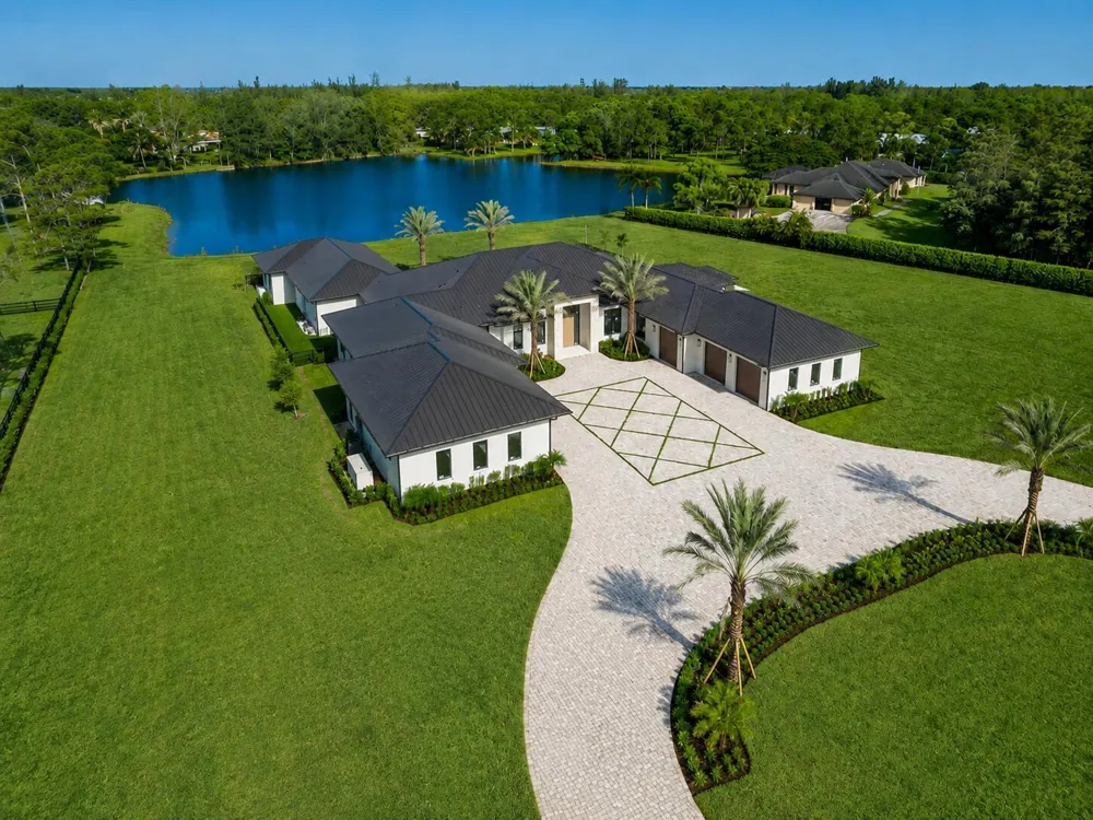 5593 Reynolds Road Lake Worth, FL 33449