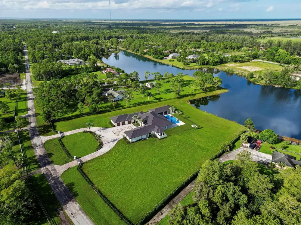 5593 Reynolds Road Lake Worth, FL 33449