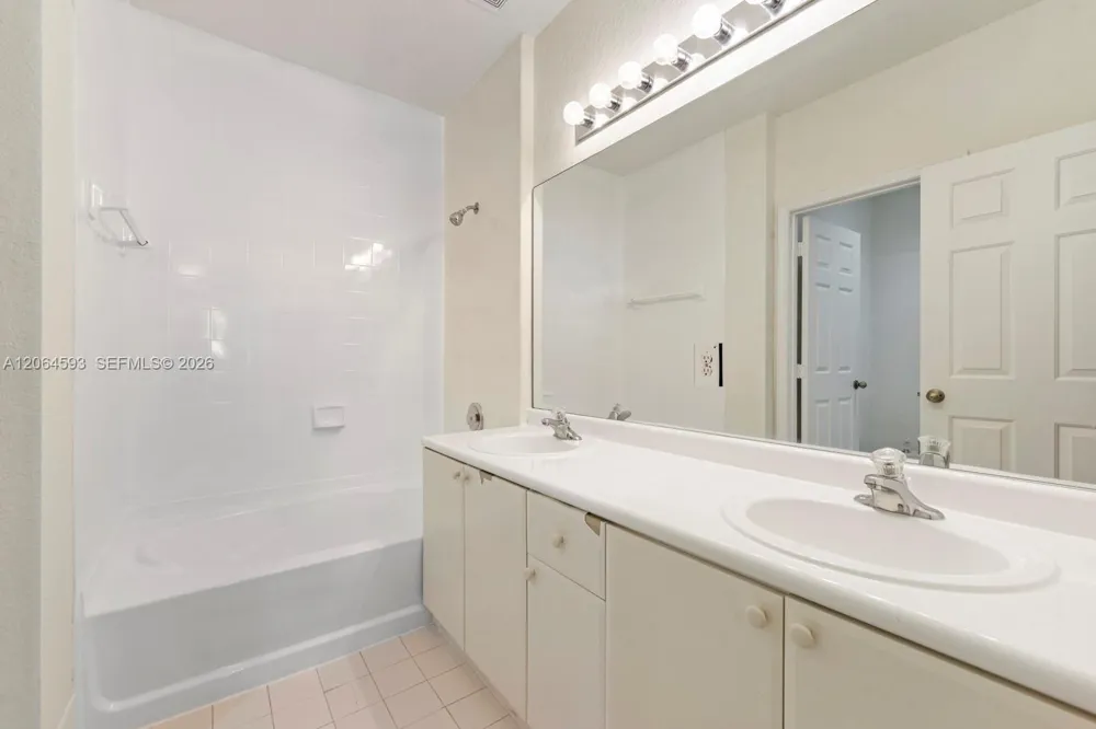 1417 SE 24th Rd Homestead, FL 33035