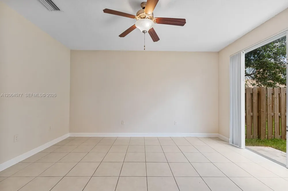 1427 SE 25th Ave Homestead, FL 33035