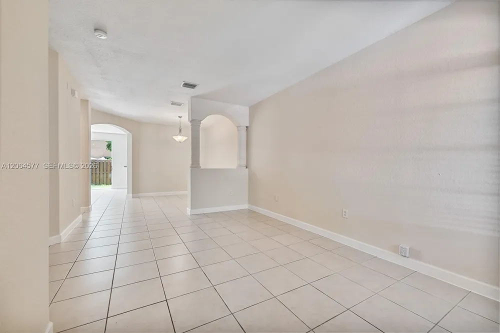 1427 SE 25th Ave Homestead, FL 33035