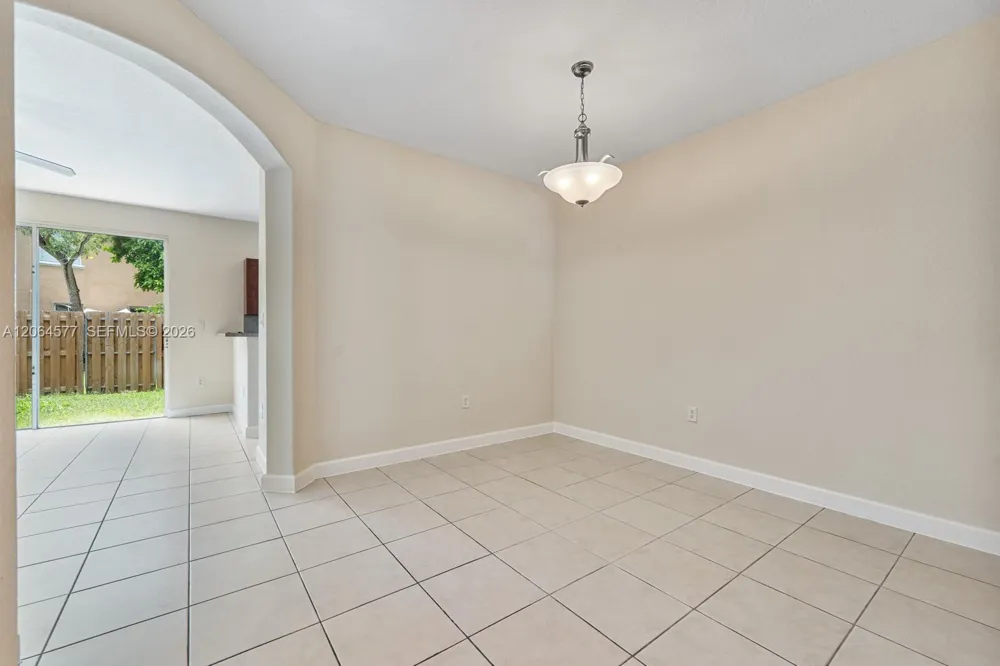 1427 SE 25th Ave Homestead, FL 33035
