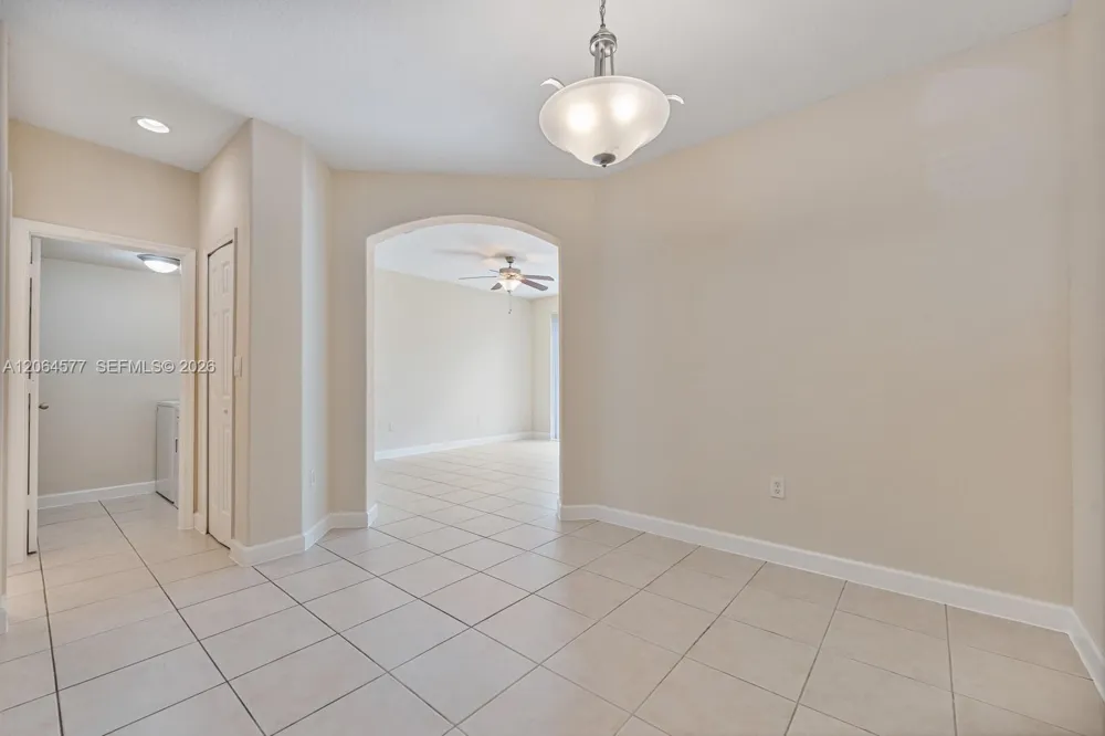 1427 SE 25th Ave Homestead, FL 33035