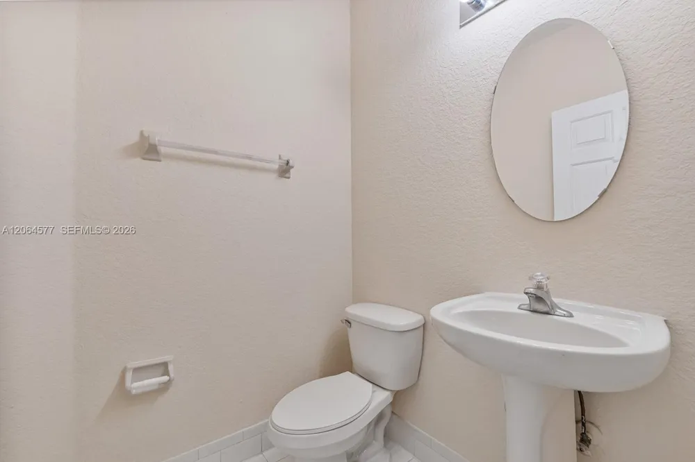 1427 SE 25th Ave Homestead, FL 33035