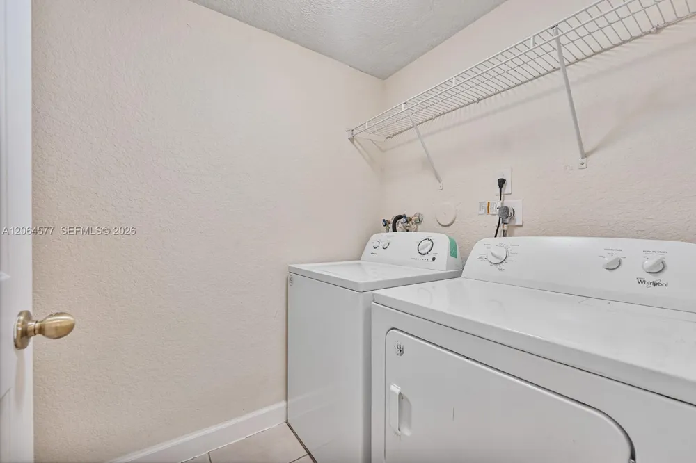 1427 SE 25th Ave Homestead, FL 33035
