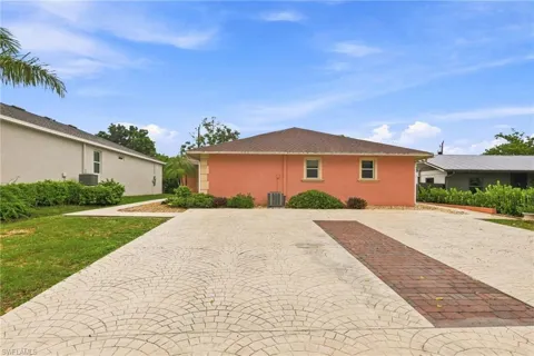 4438 Pine Lake Road