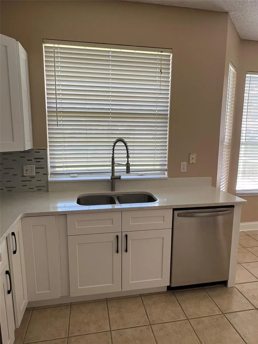 812 JADE FOREST AVENUE Orlando, FL 32828