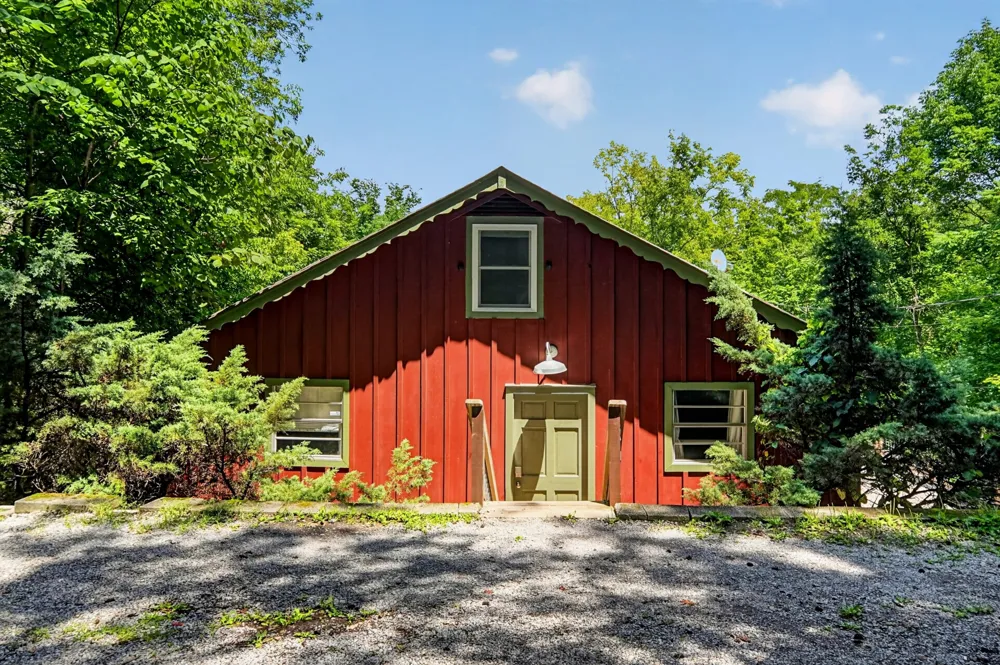 214 Mullican Dr Smithville, TN 37166