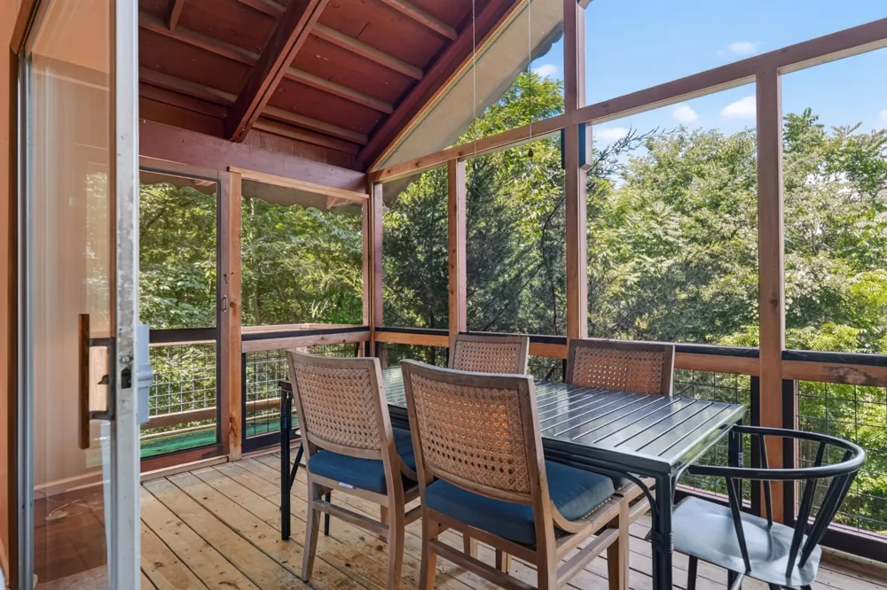 214 Mullican Dr Smithville, TN 37166