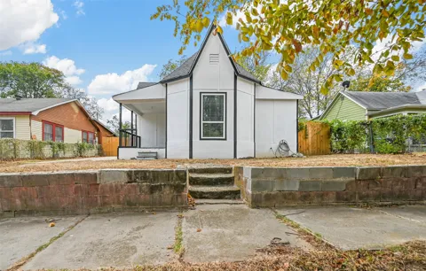 708 W Day Street