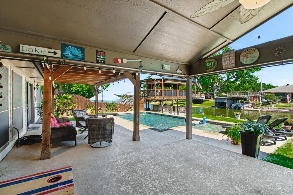 3801 Quail Run Granbury, TX 76049