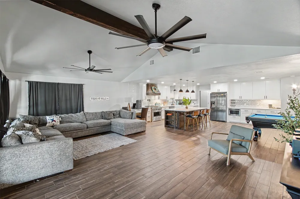 3801 Quail Run Granbury, TX 76049