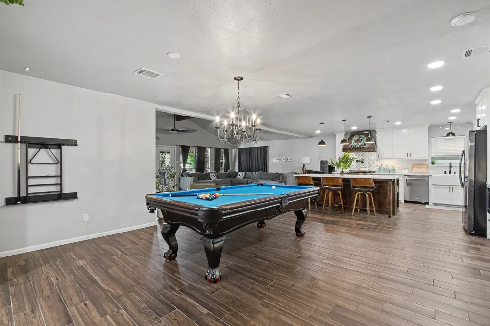 3801 Quail Run Granbury, TX 76049