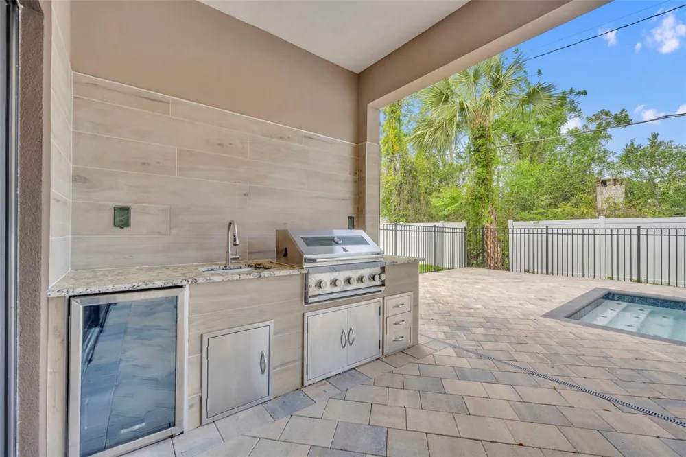 102 BELL PLACE Winter Park, FL 32792