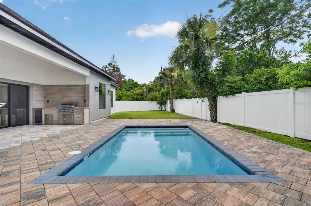102 BELL PLACE Winter Park, FL 32792
