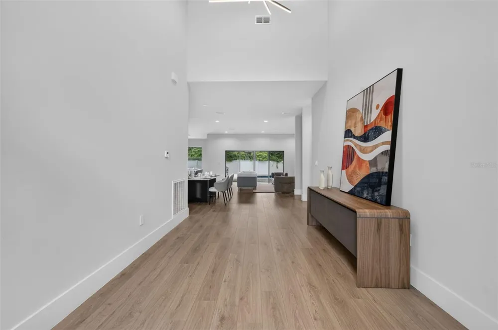 102 BELL PLACE Winter Park, FL 32792