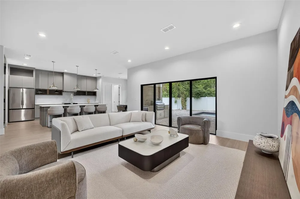 102 BELL PLACE Winter Park, FL 32792
