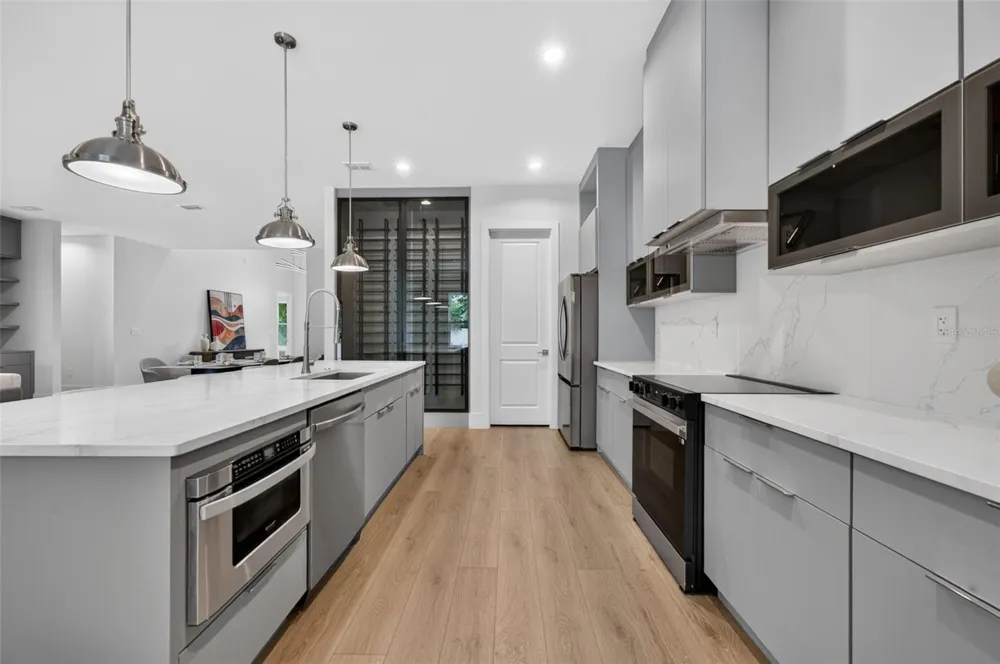 102 BELL PLACE Winter Park, FL 32792