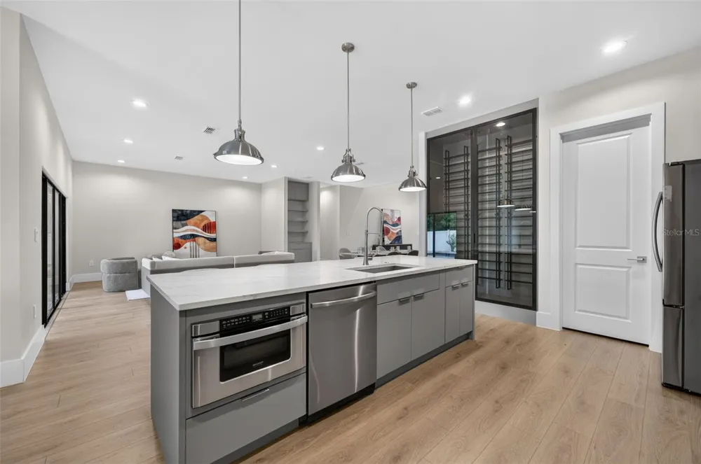 102 BELL PLACE Winter Park, FL 32792