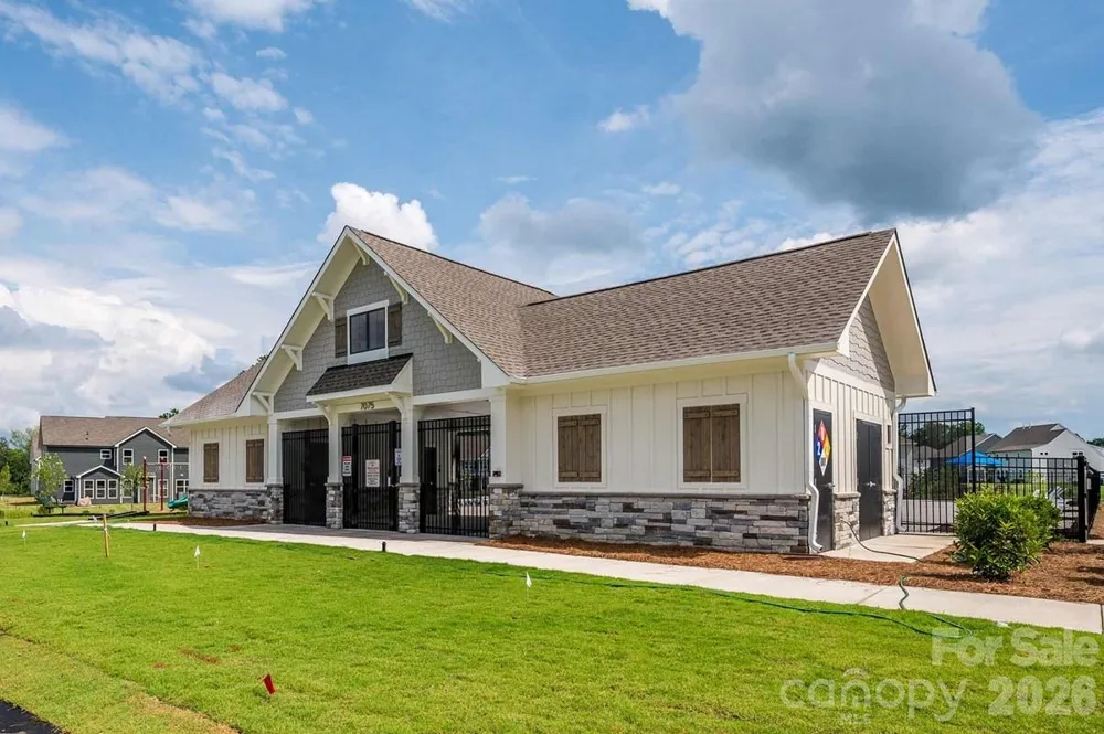 3236 Gavin Lane Harrisburg, NC 28075