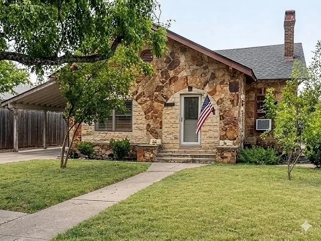 232 S Jacobs Street Albany, TX 76430