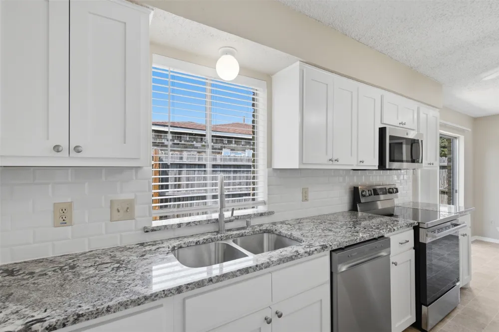1203 Custer Road Richardson, TX 75080