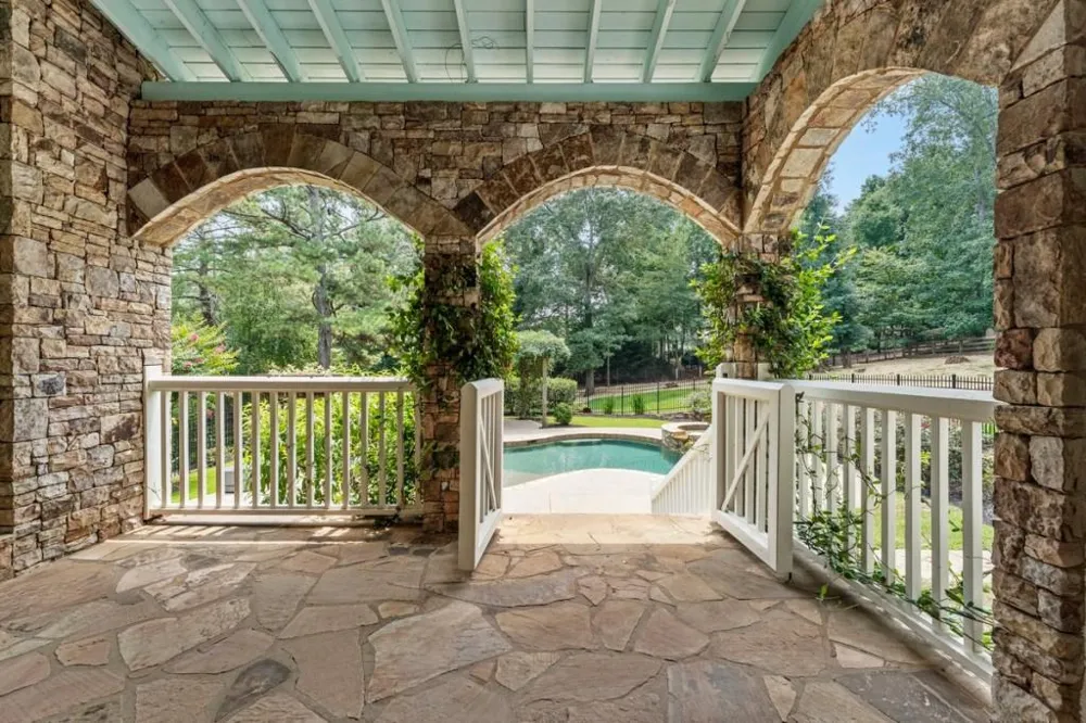 14025 Freemanville Road Milton, GA 30004