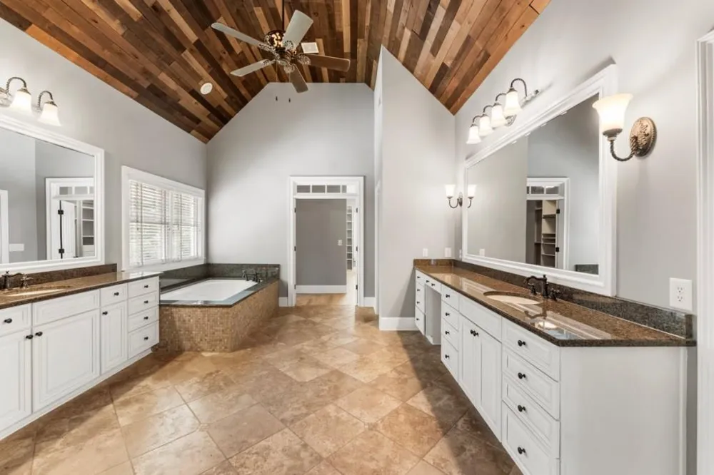 14025 Freemanville Road Milton, GA 30004