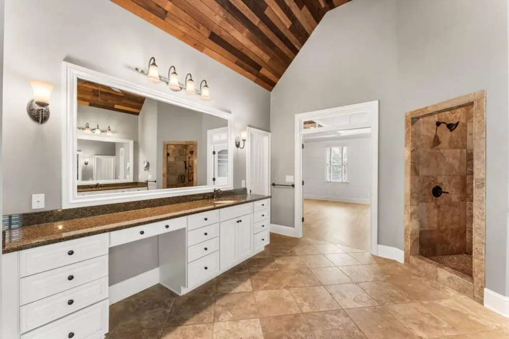 14025 Freemanville Road Milton, GA 30004