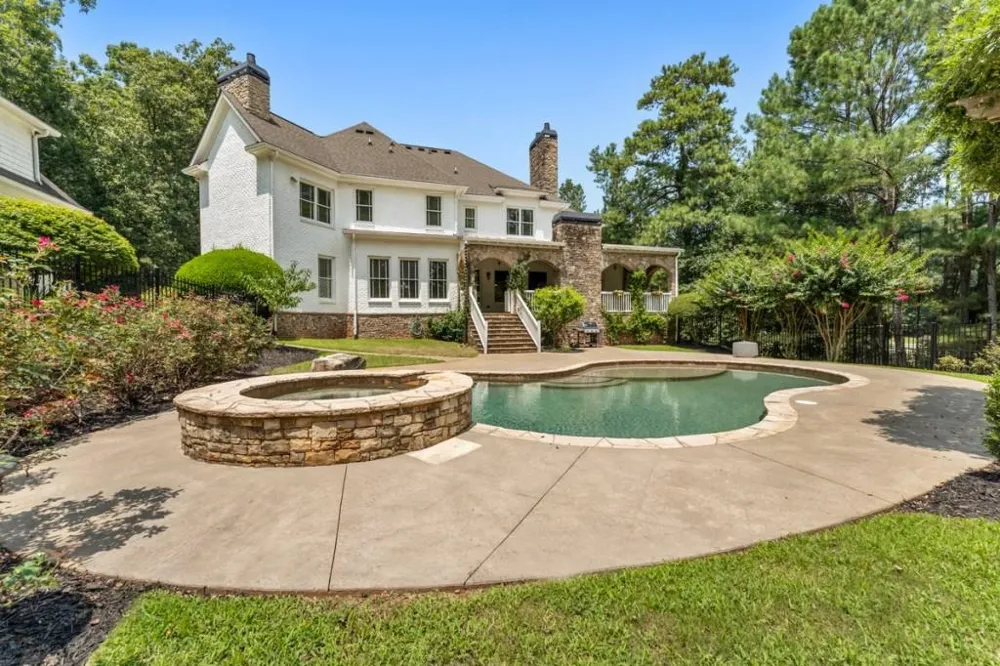 14025 Freemanville Road Milton, GA 30004